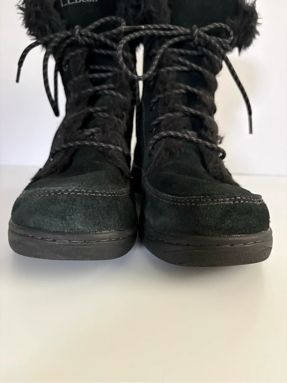 L.L. Bean Black Suede Primaloft Winter Boots Faux Fur Trim Lace Up Size 8